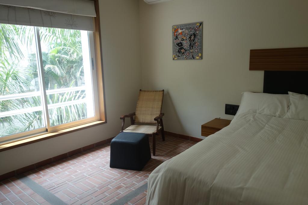 Fabhotel Illam Hospitality Chennai Exterior photo