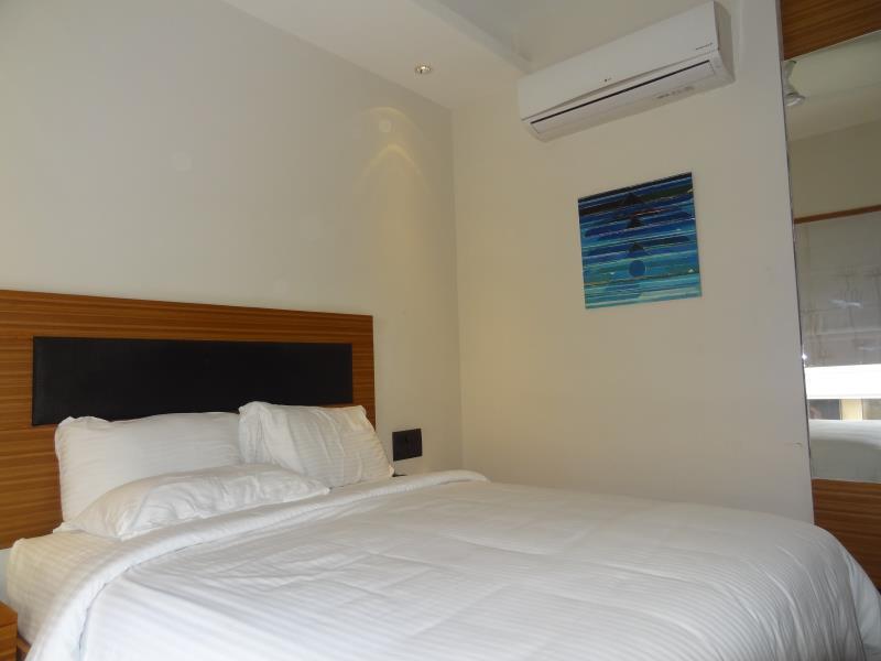 Fabhotel Illam Hospitality Chennai Exterior photo
